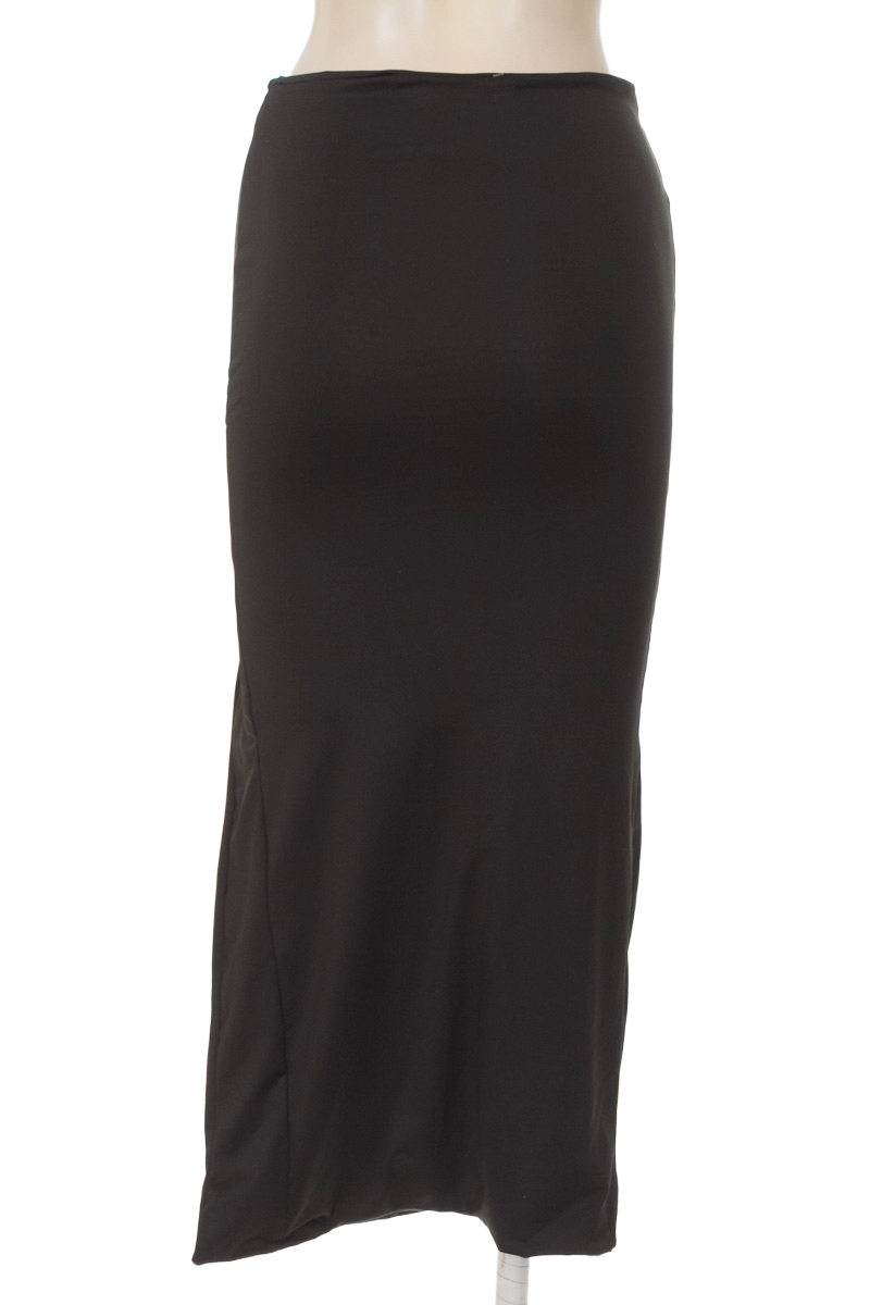 Falda color Negro - Closeando