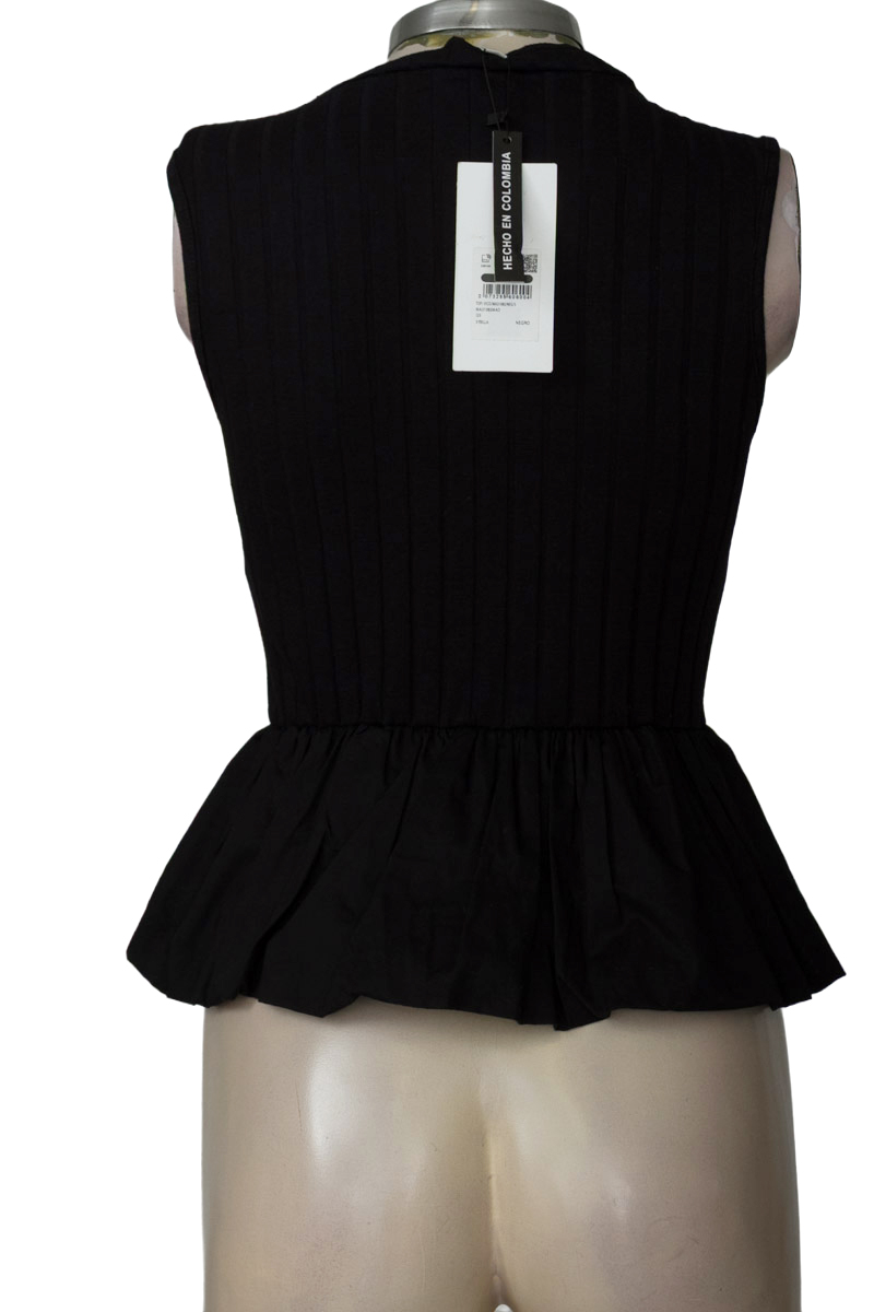 Top / Camiseta color Negro - Sybilla