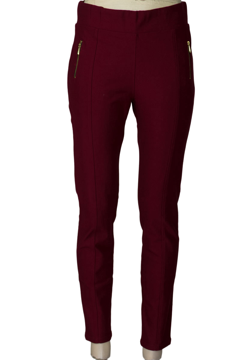 Pantalones color Vinotinto - Closeando