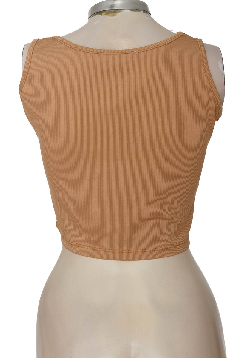 Top / Camiseta color Beige - Closeando