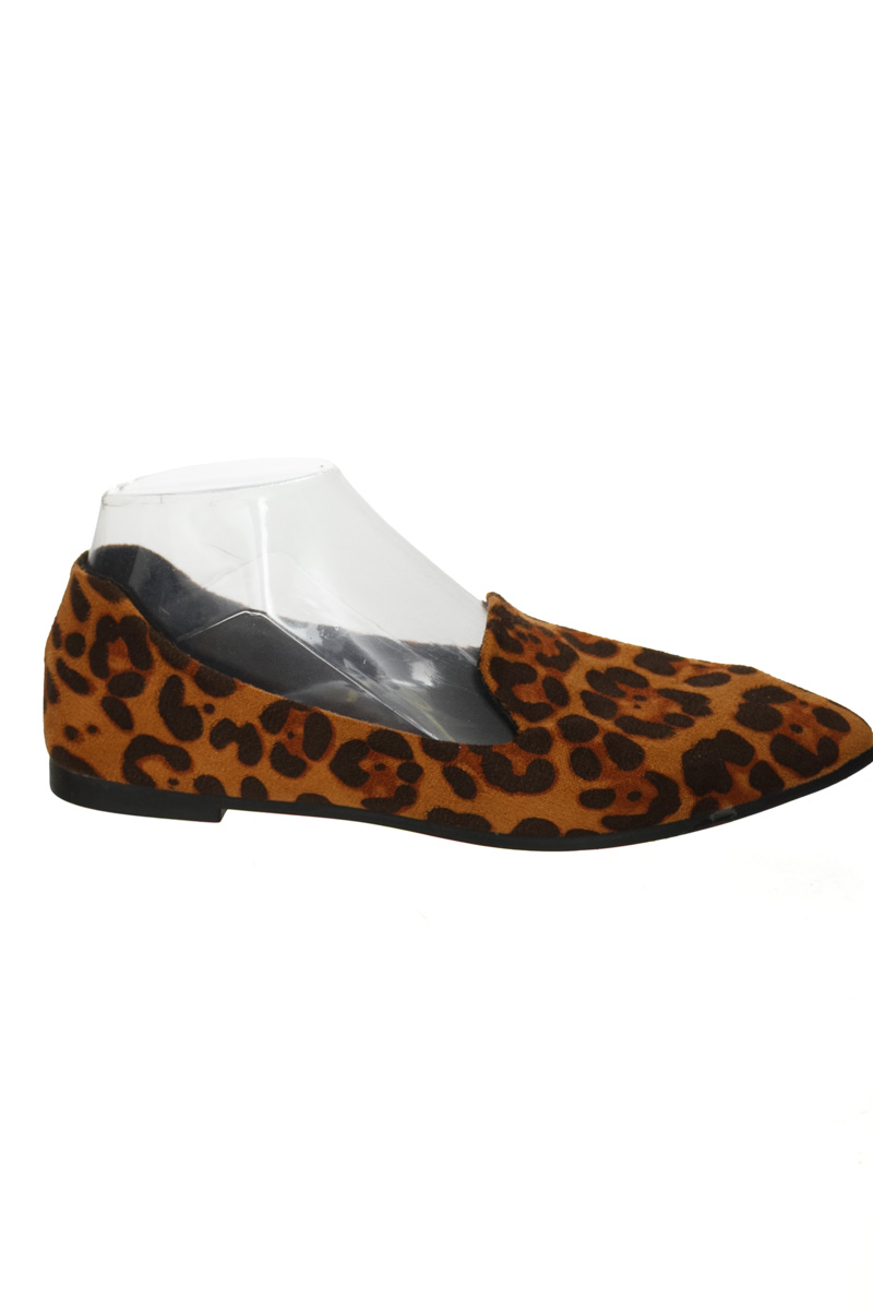 Zapatos color Café - Closeando