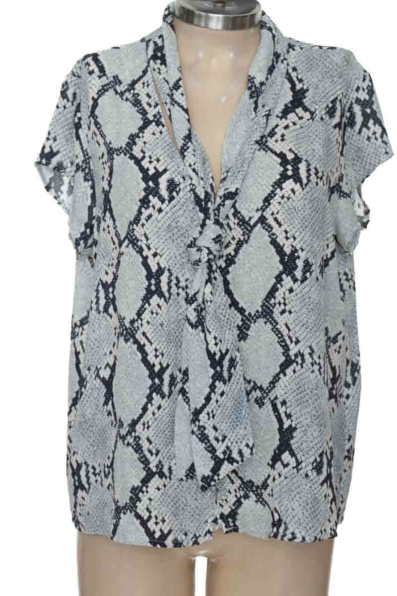 Blusa color Azul - APOLOGY