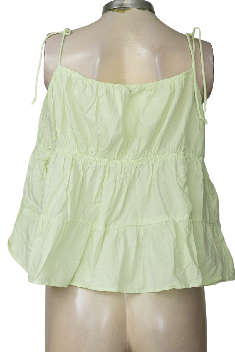 Top / Camiseta color Verde - Divided by H&M