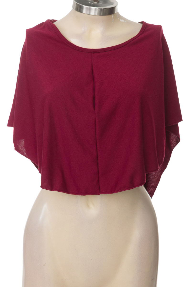 Top / Camiseta color Vinotinto - Closeando
