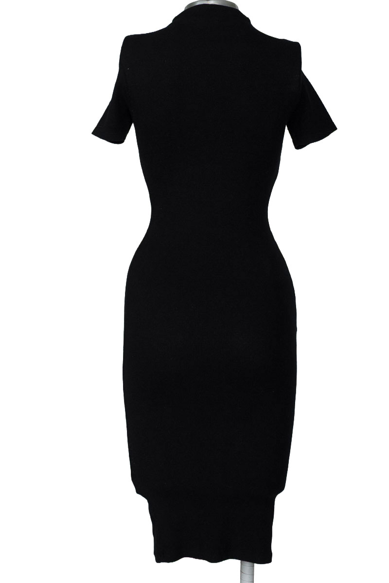 Vestido / Enterizo color Negro - Pull & Bear