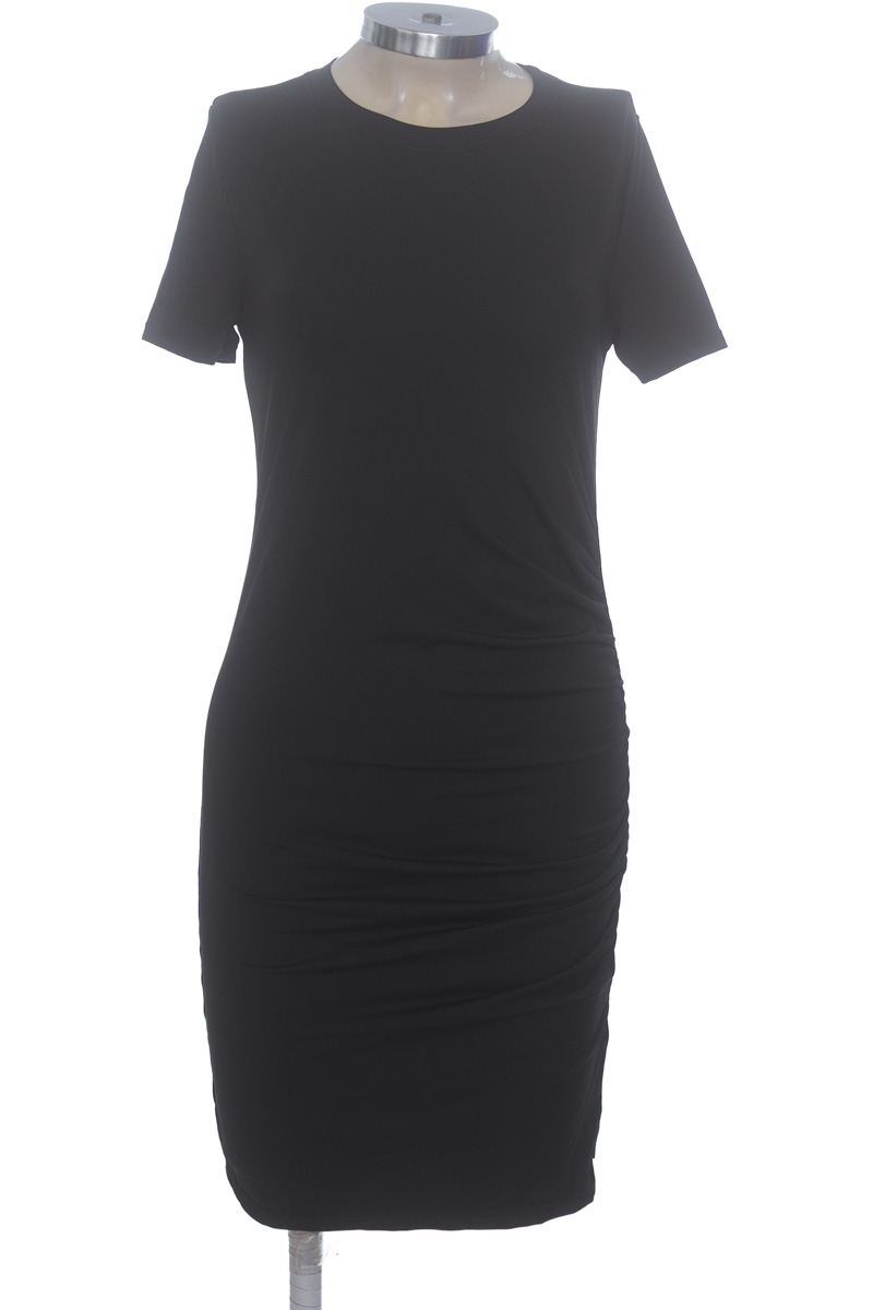 Vestido / Enterizo color Negro - Closeando