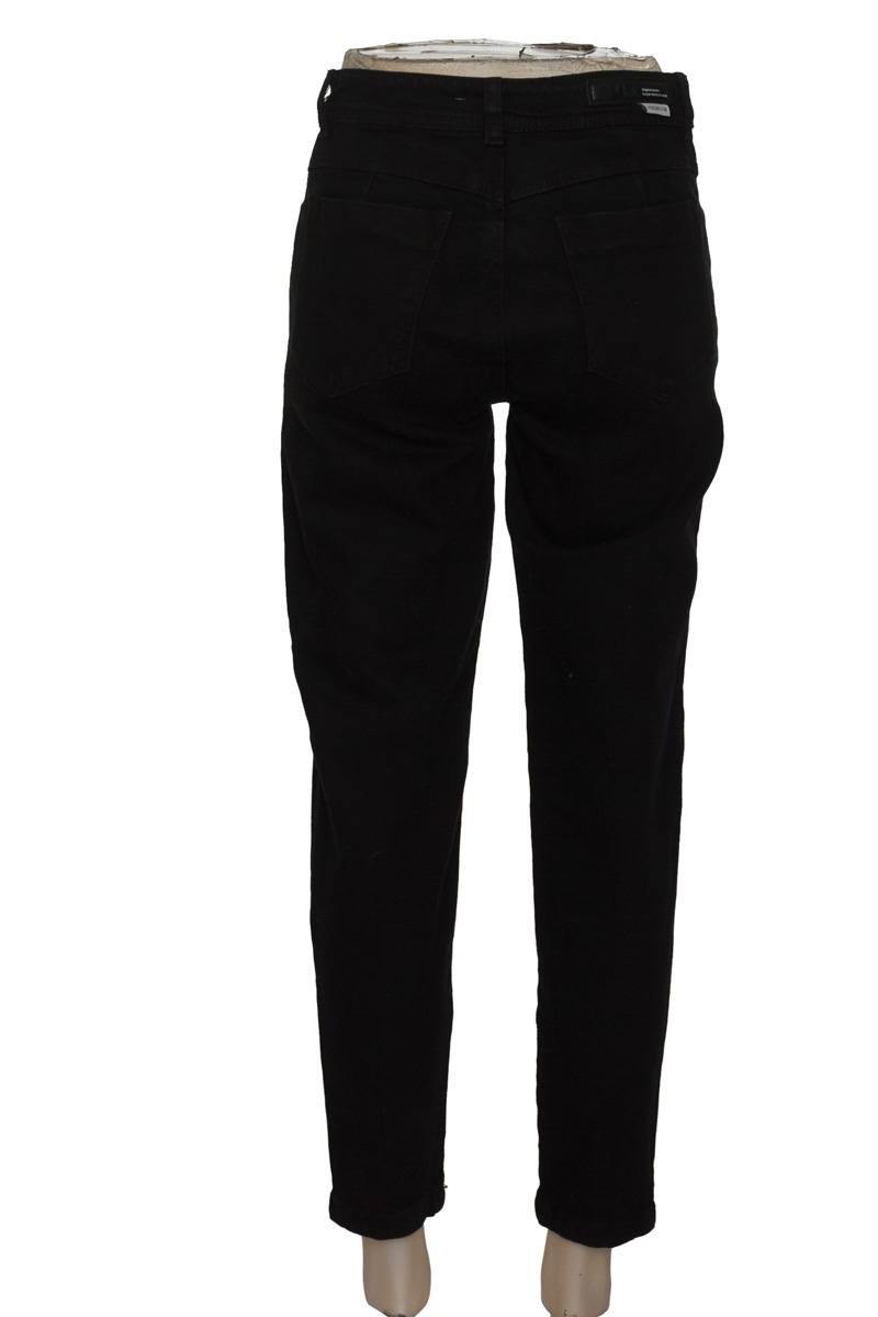 Pantalones color Negro - Gef