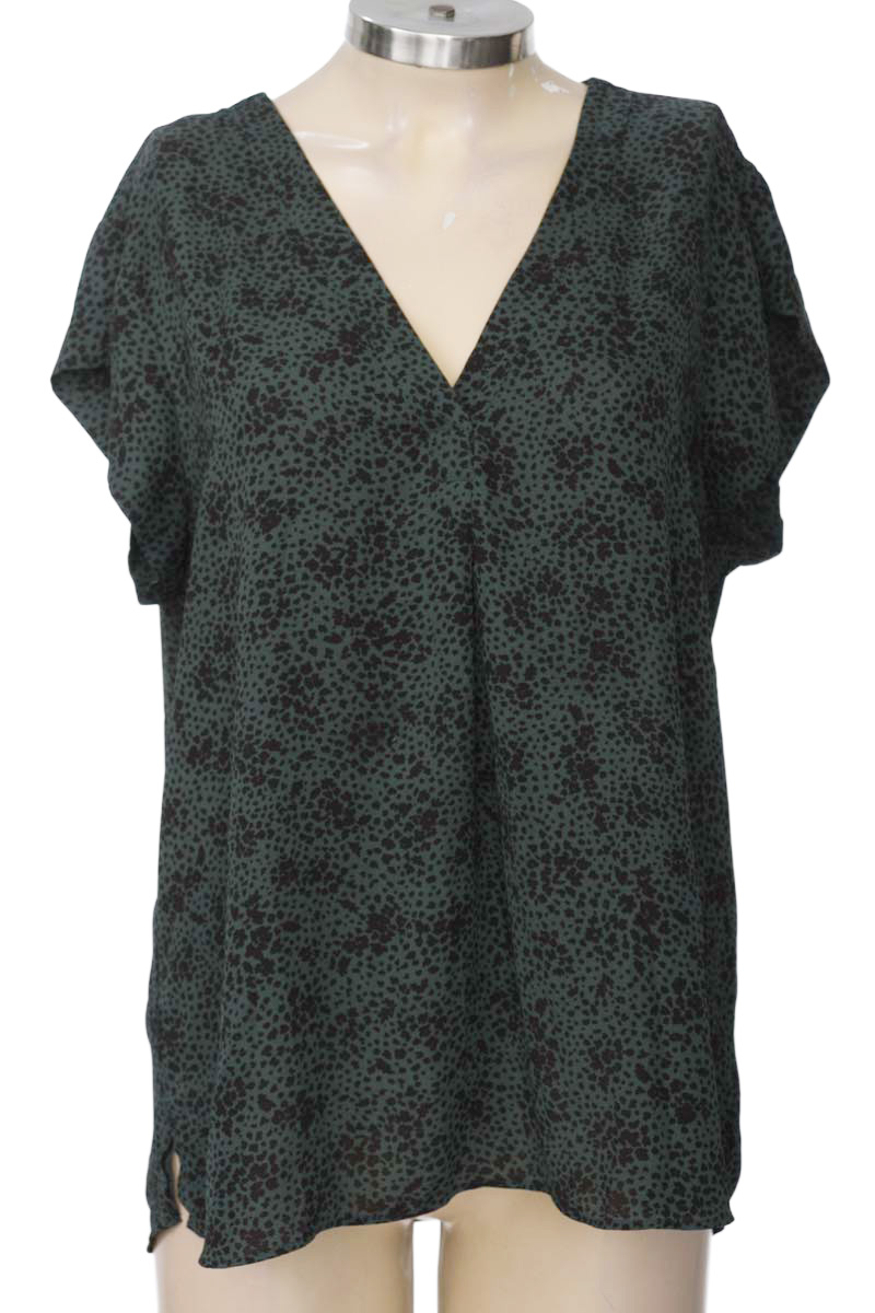 Blusa color Verde - Essential