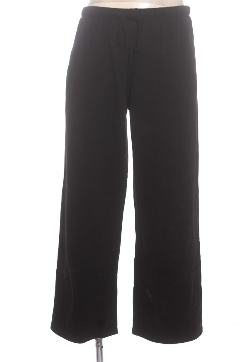 Ropa Deportiva / Salida de Baño color Negro - Divided by H&M