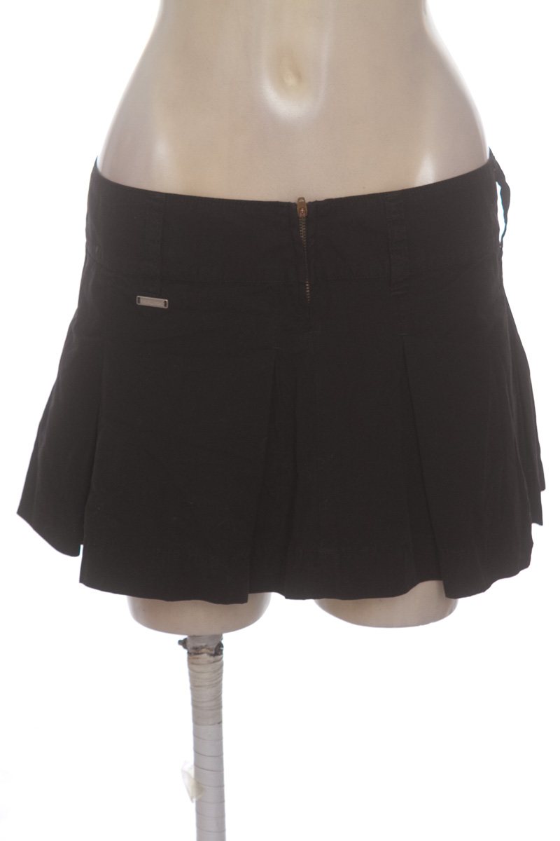 Falda color Negro - Americanino