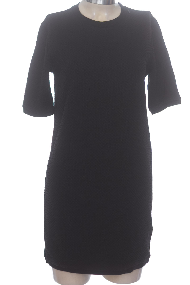 Vestido / Enterizo color Negro - Zara