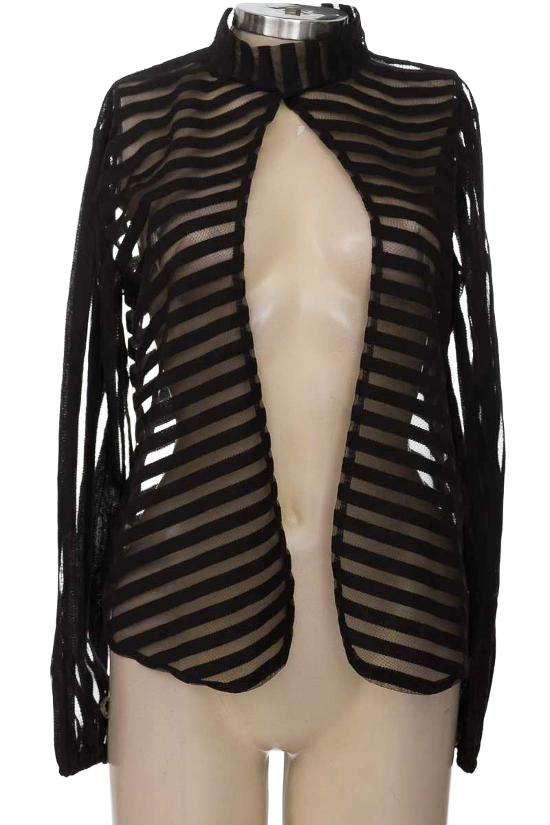 Blusa color Negro - Closeando