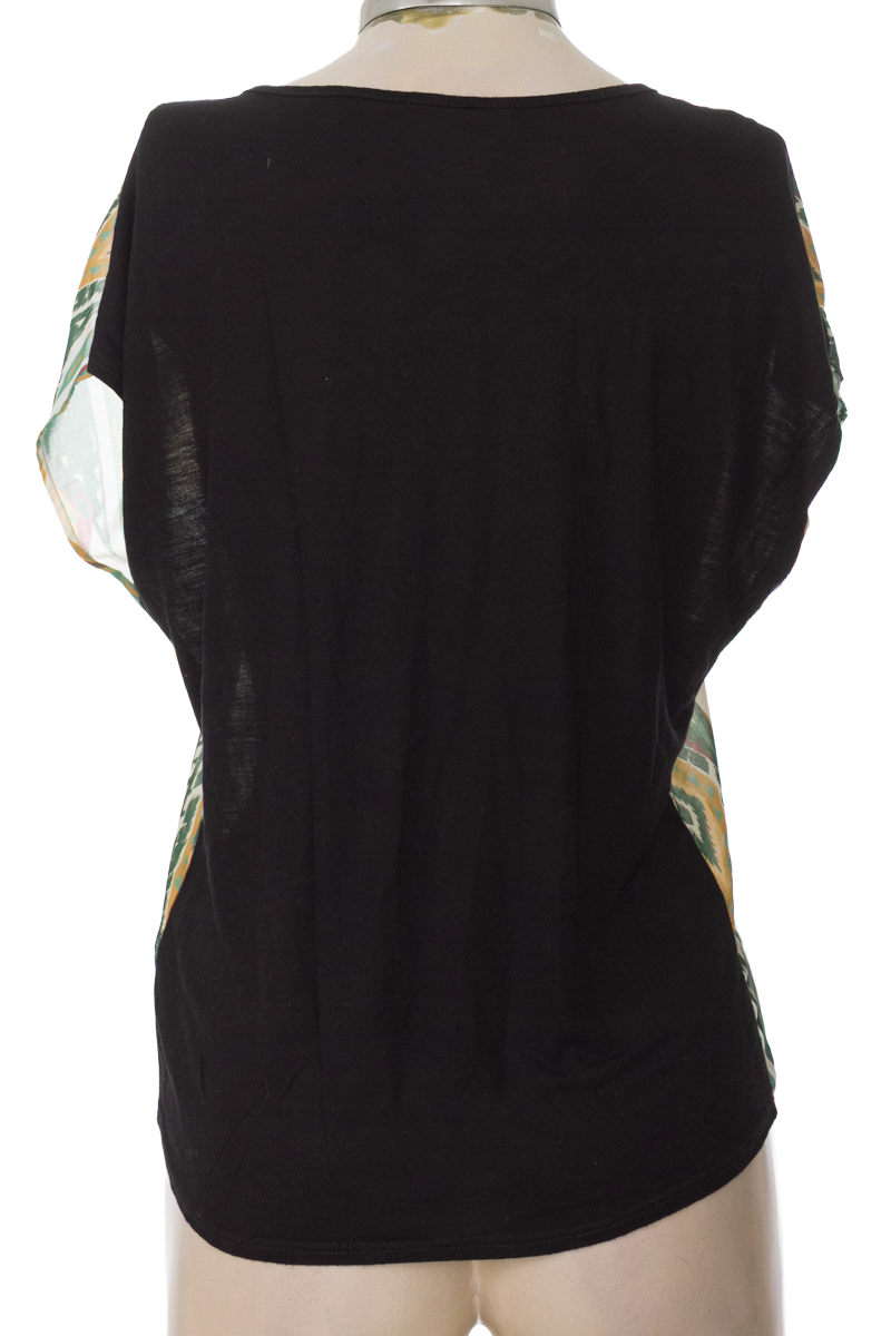 Top / Camiseta color Verde - Esprit