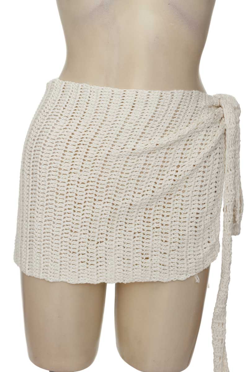 Ropa Deportiva / Salida de Baño color Beige - Closeando
