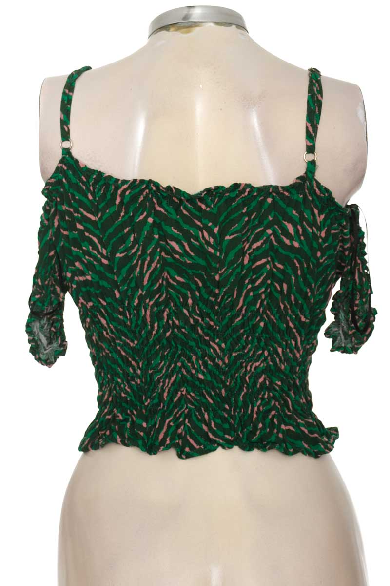 Top / Camiseta color Verde - Free Spirit