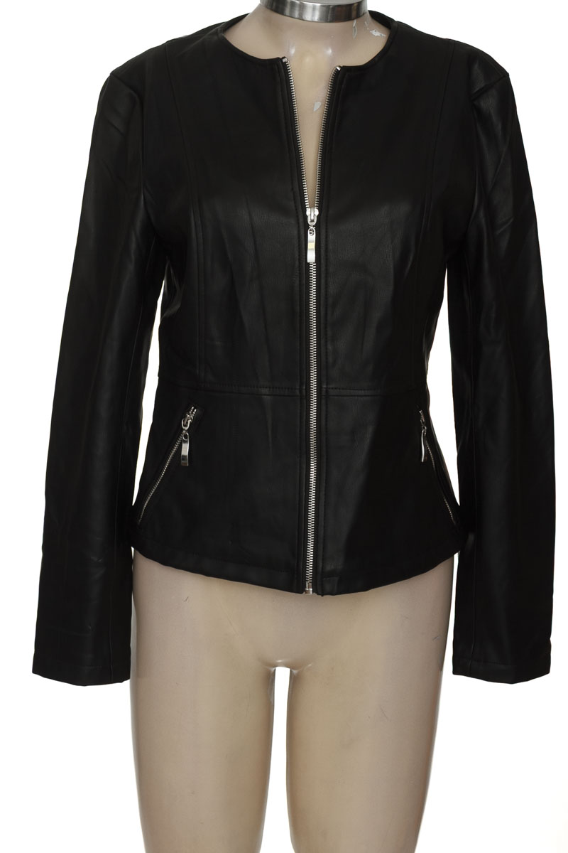Chaqueta / Abrigo color Negro - Zara