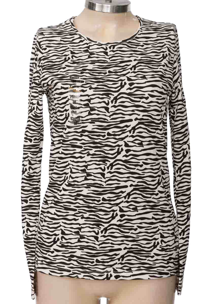 Top / Camiseta color Estampado - Arkitect