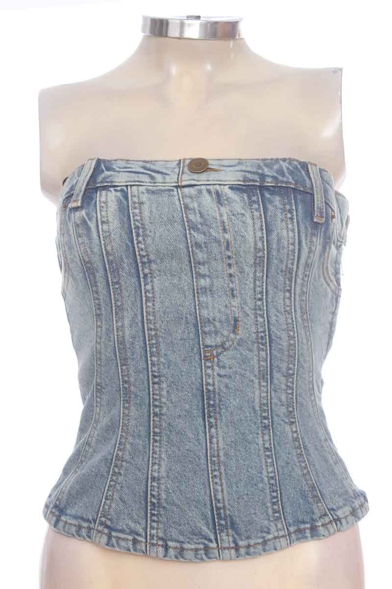 Top / Camiseta color Negro - Divided by H&M
