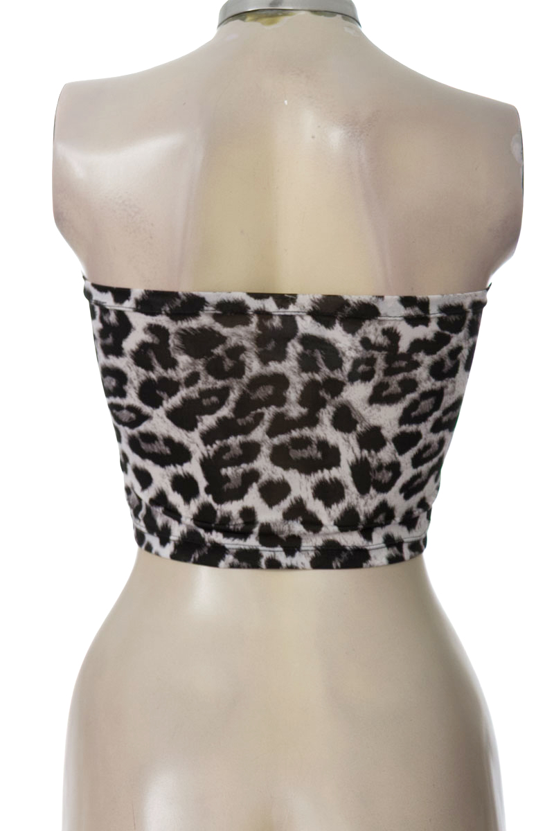 Top / Camiseta color Gris - Closeando