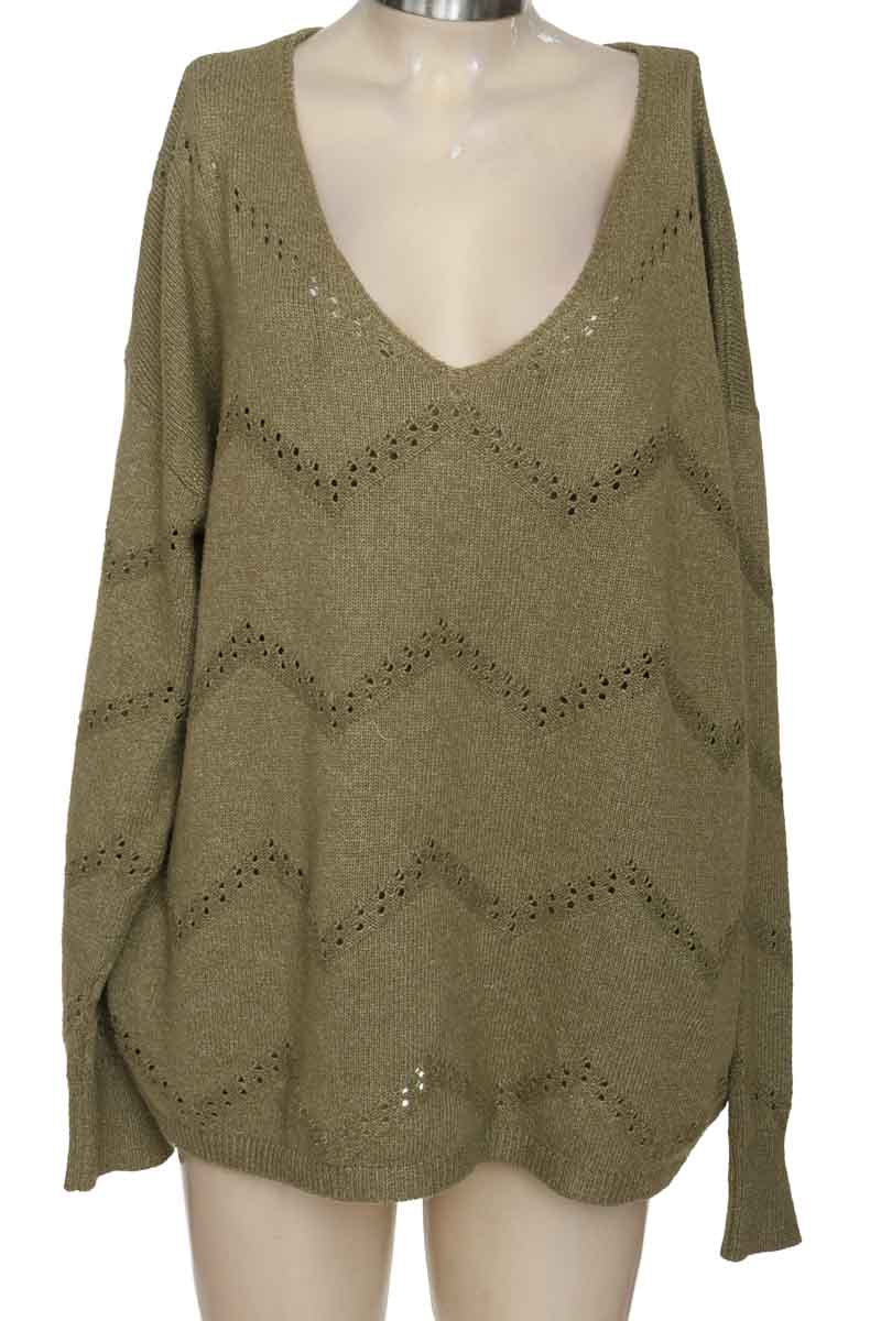 Sweater color Verde - Closeando