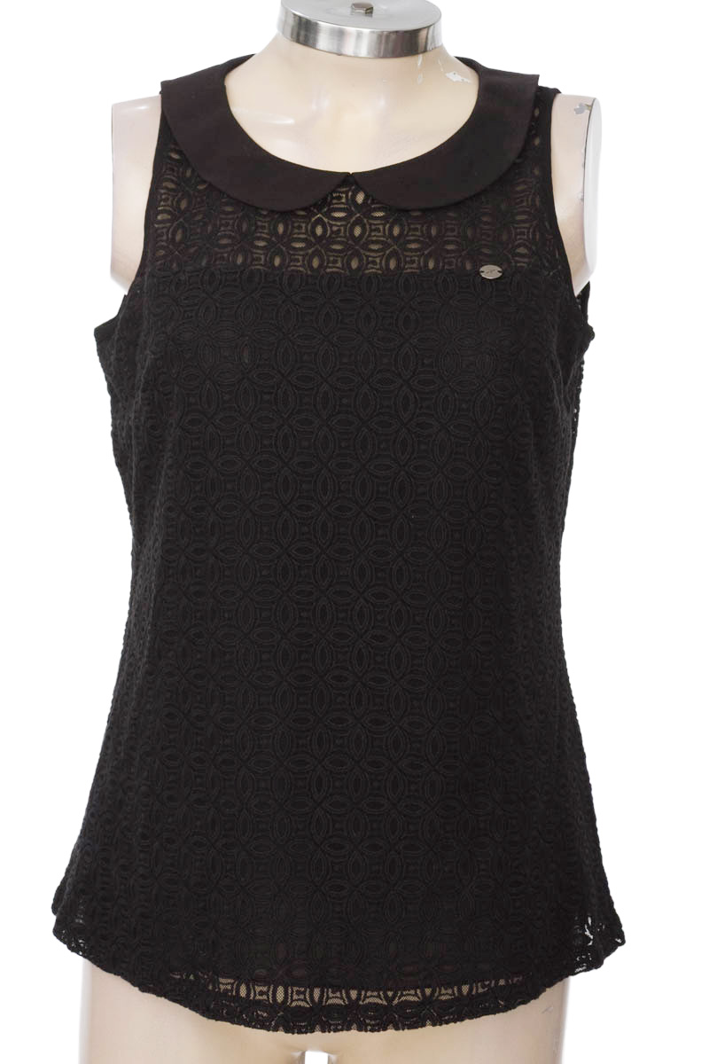 Top / Camiseta color Negro - Kocca