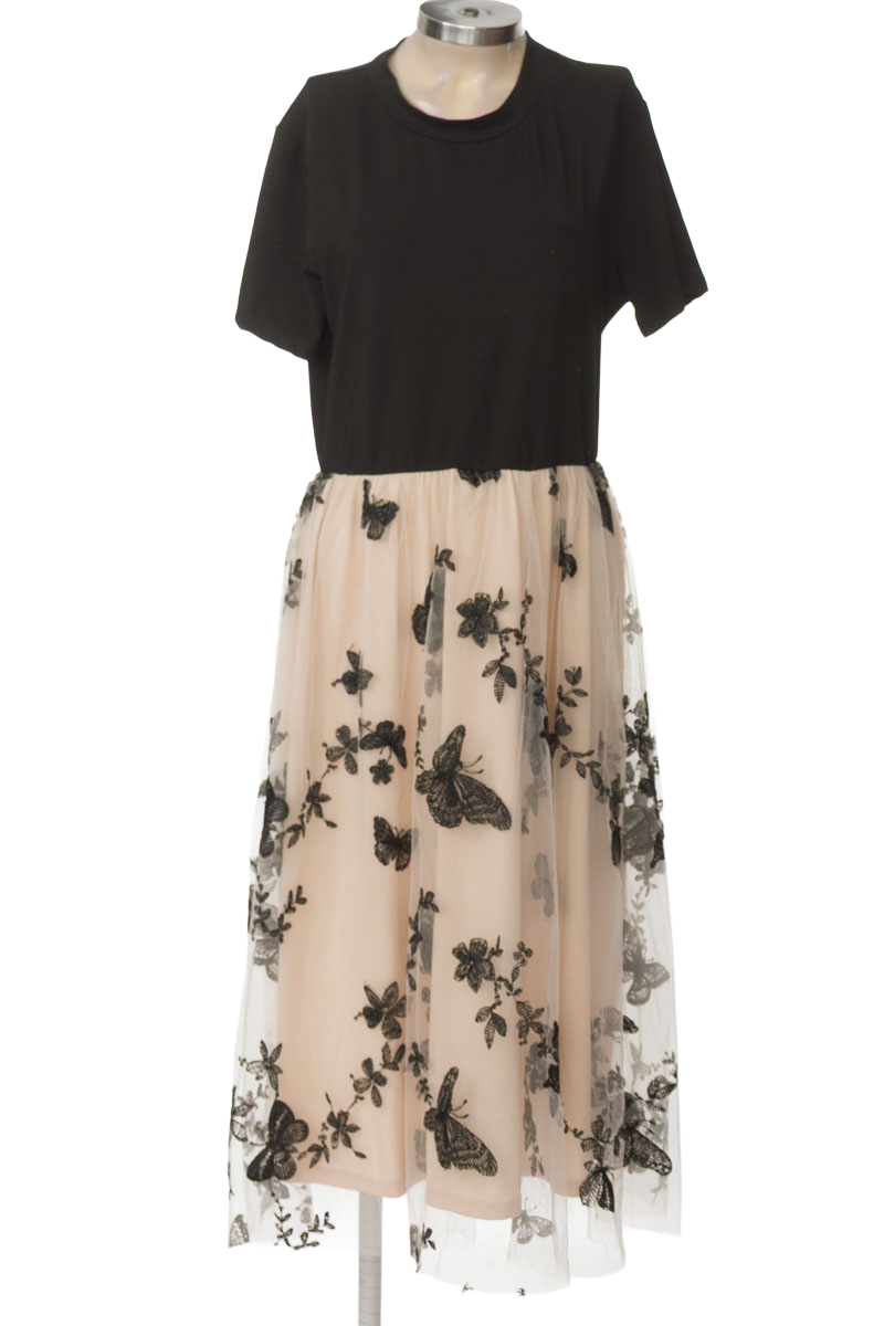 Vestido / Enterizo color Negro - Closeando