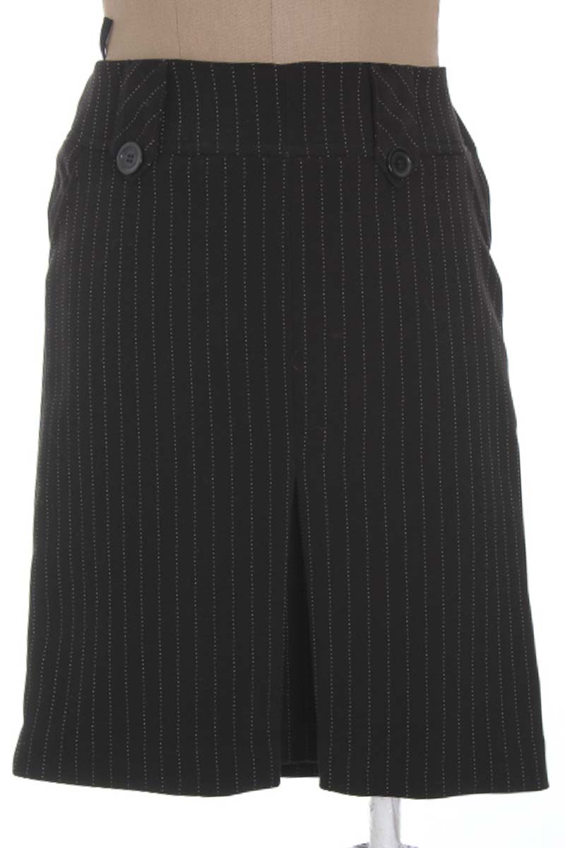 Falda Elegante color Negro - Beso de Coco | Closeando ®
