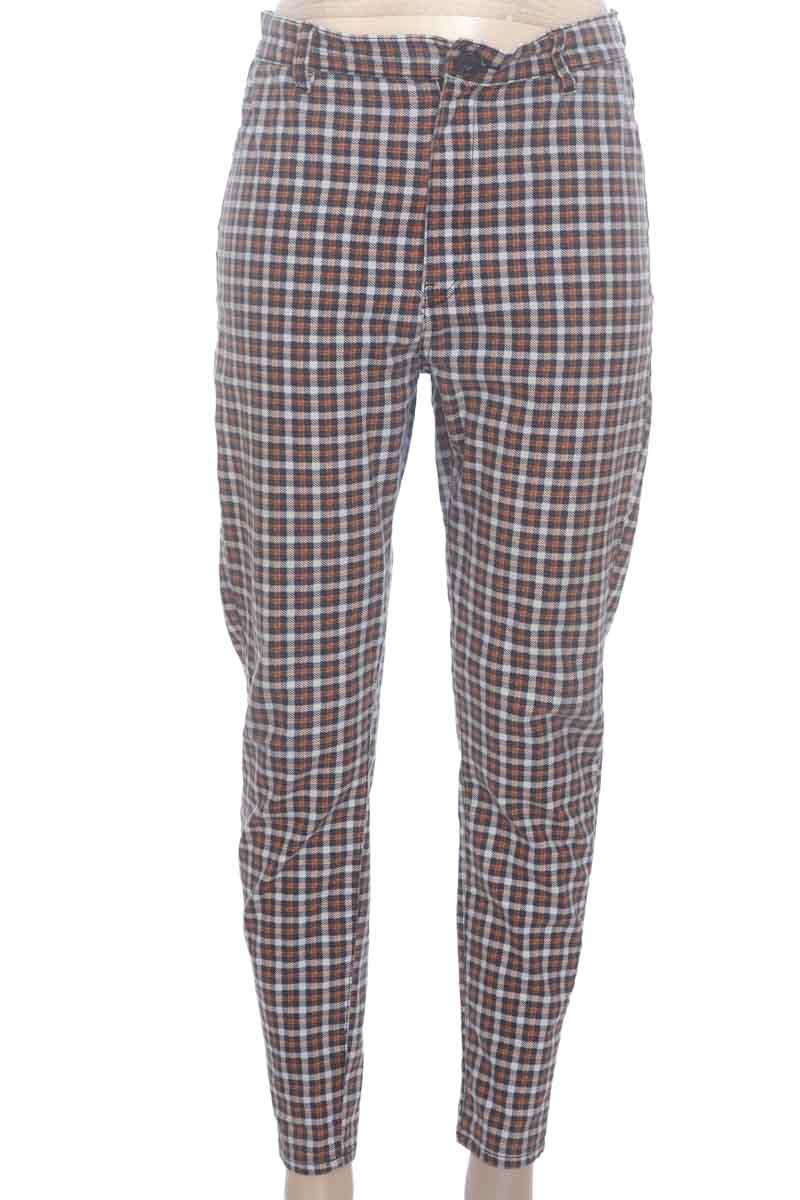 Pantalones color Estampado - Pull & Bear