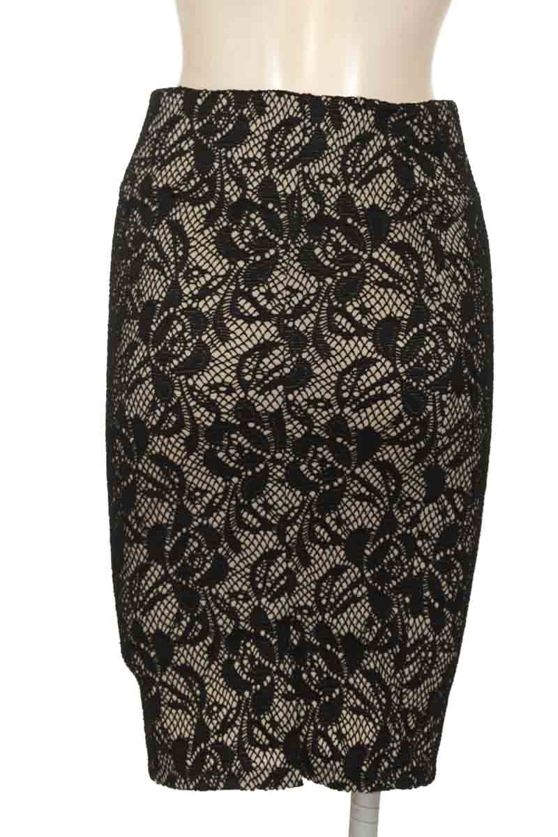 Falda color Negro - Closeando