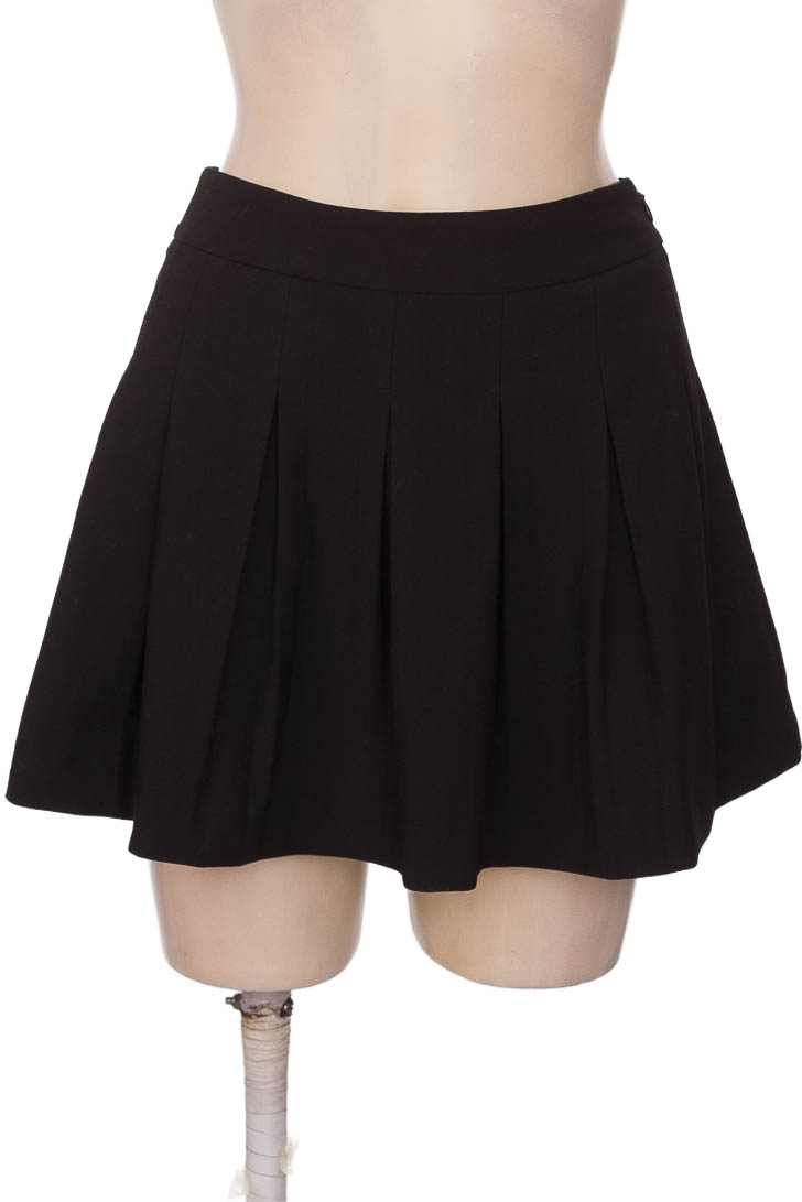 Falda color Negro - Stradivarius