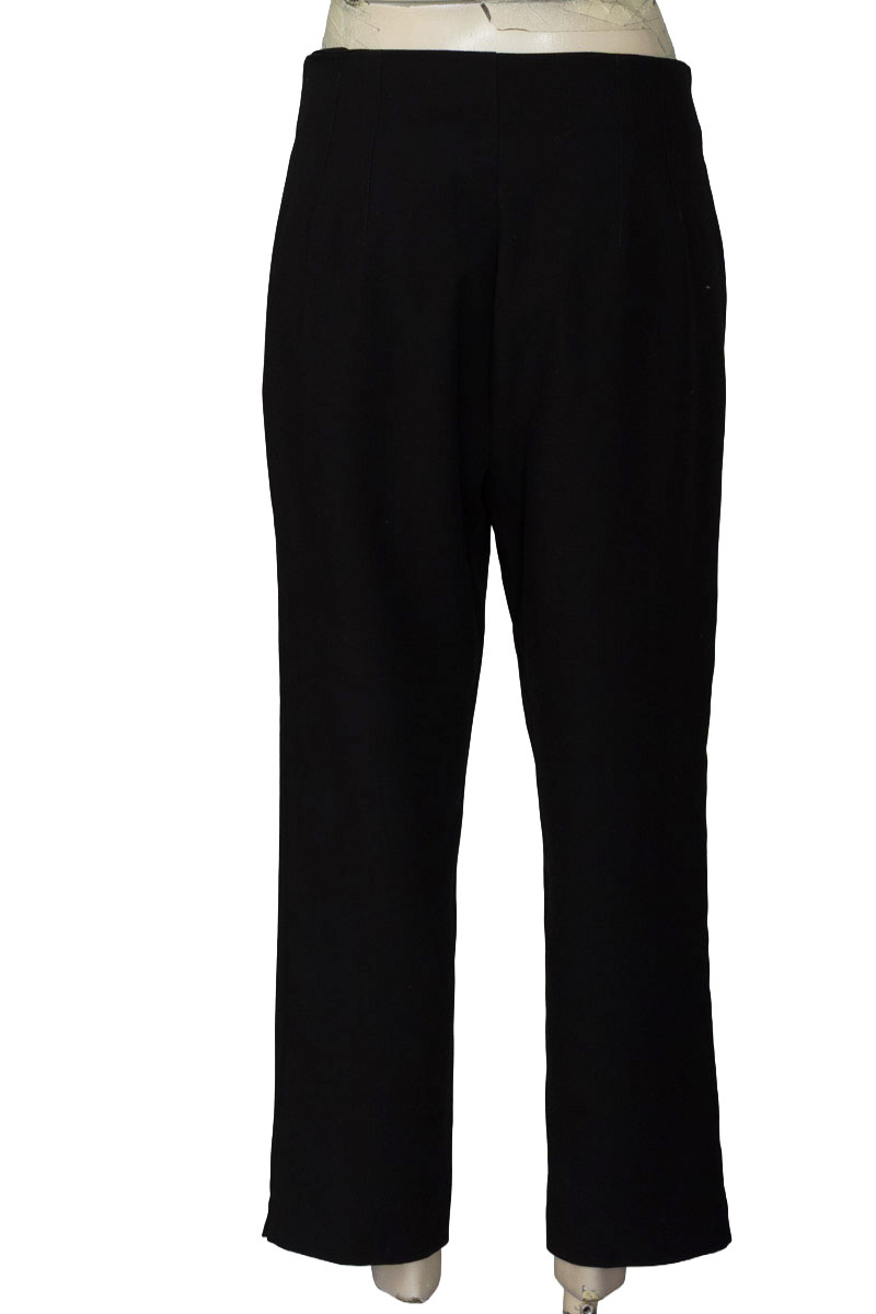 Pantalones color Negro - Stradivarius