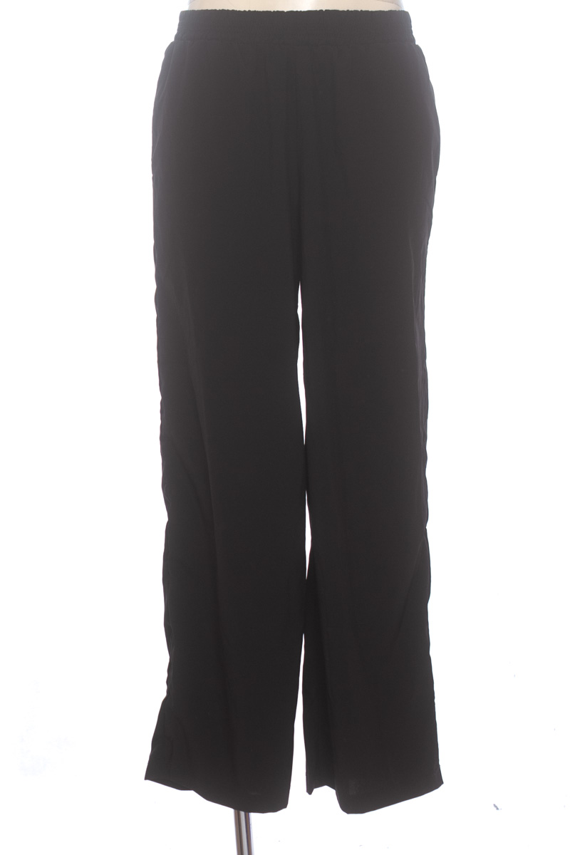 Pantalones color Negro - Closeando
