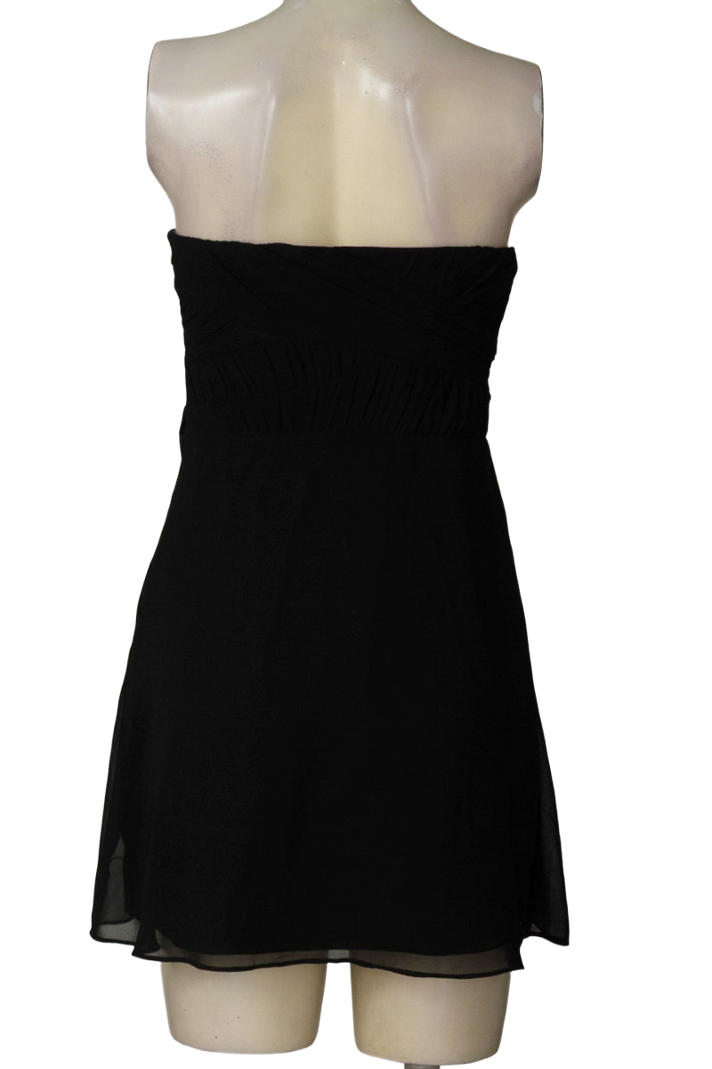 Vestido / Enterizo color Negro - Express