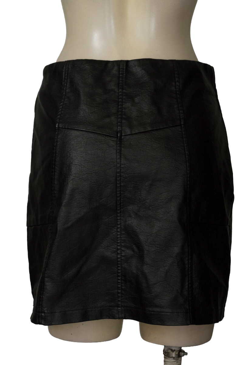 Falda color Negro - Closeando