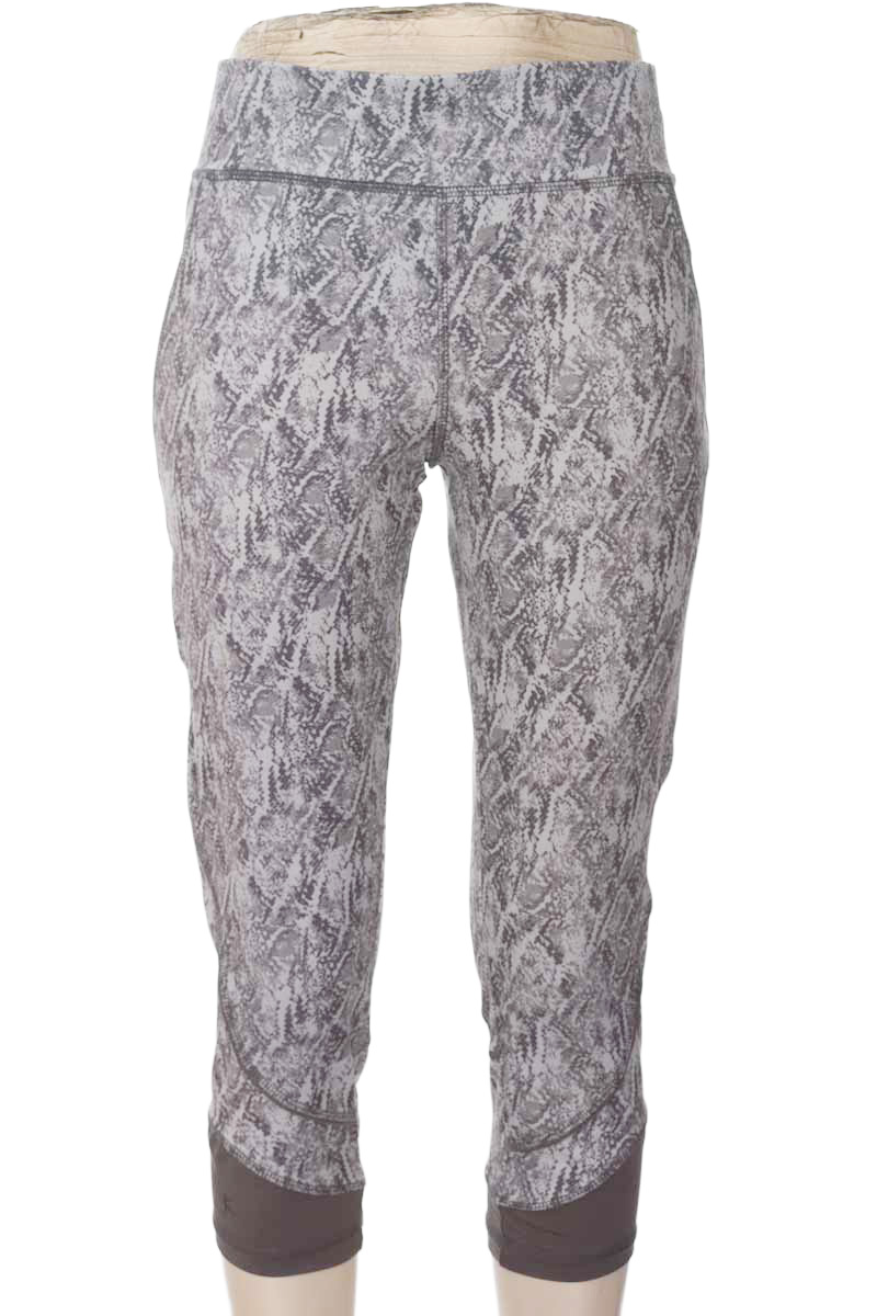 Ropa Deportiva / Salida de Baño color Gris - Danskin Now