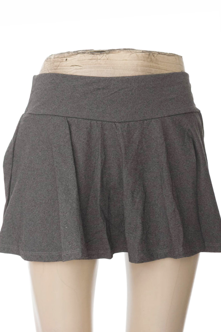 Ropa Deportiva / Salida de Baño color Gris - Belife