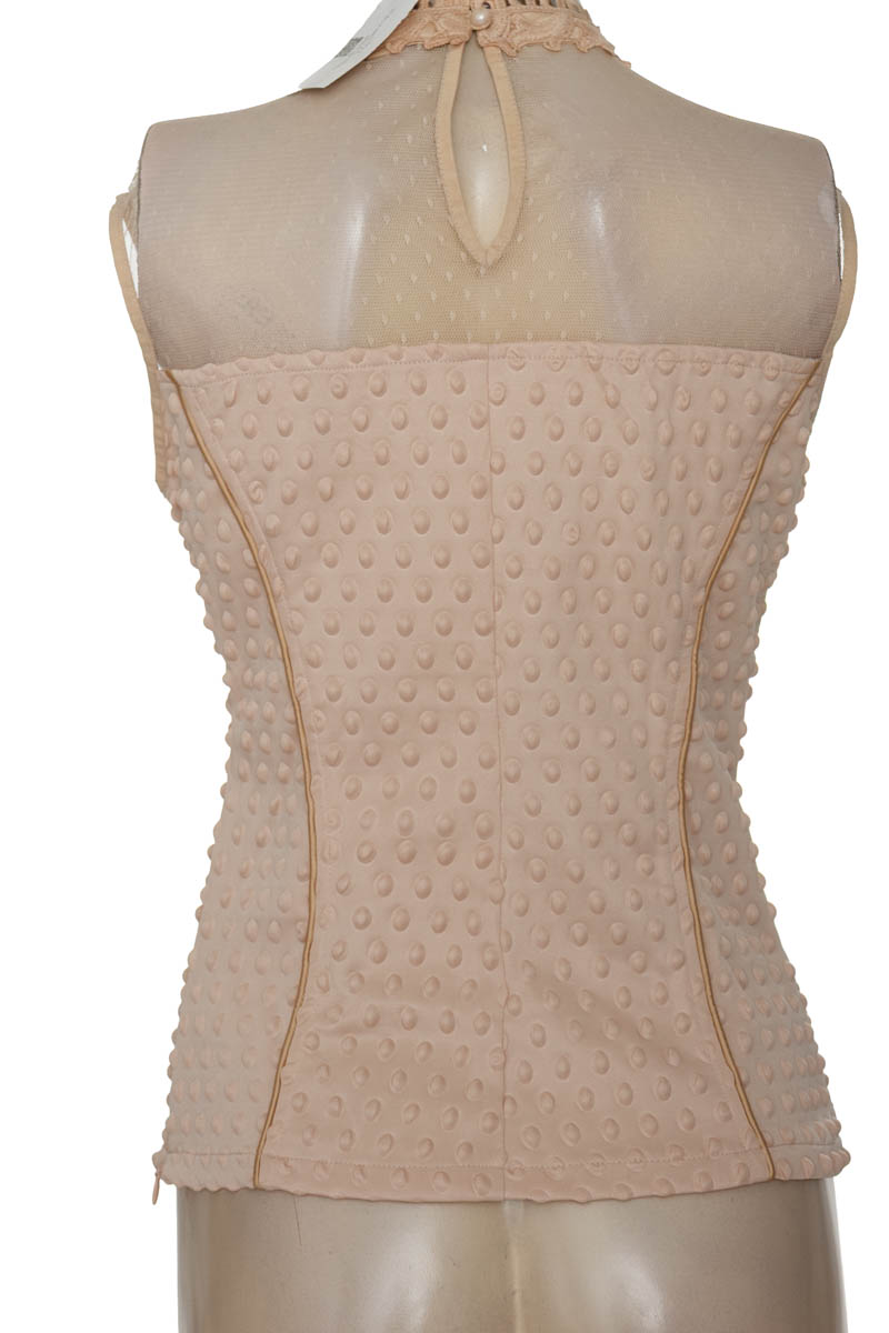 Blusa color Beige - Closeando