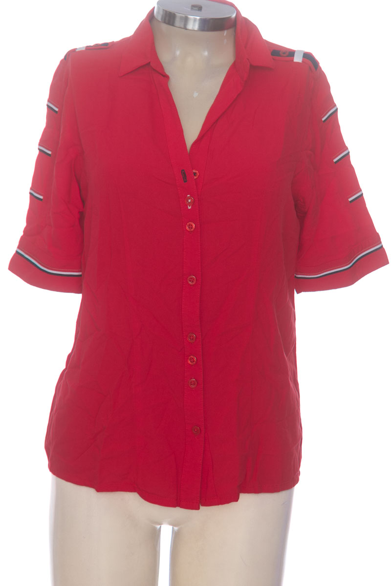 Blusa color Rojo - Closeando