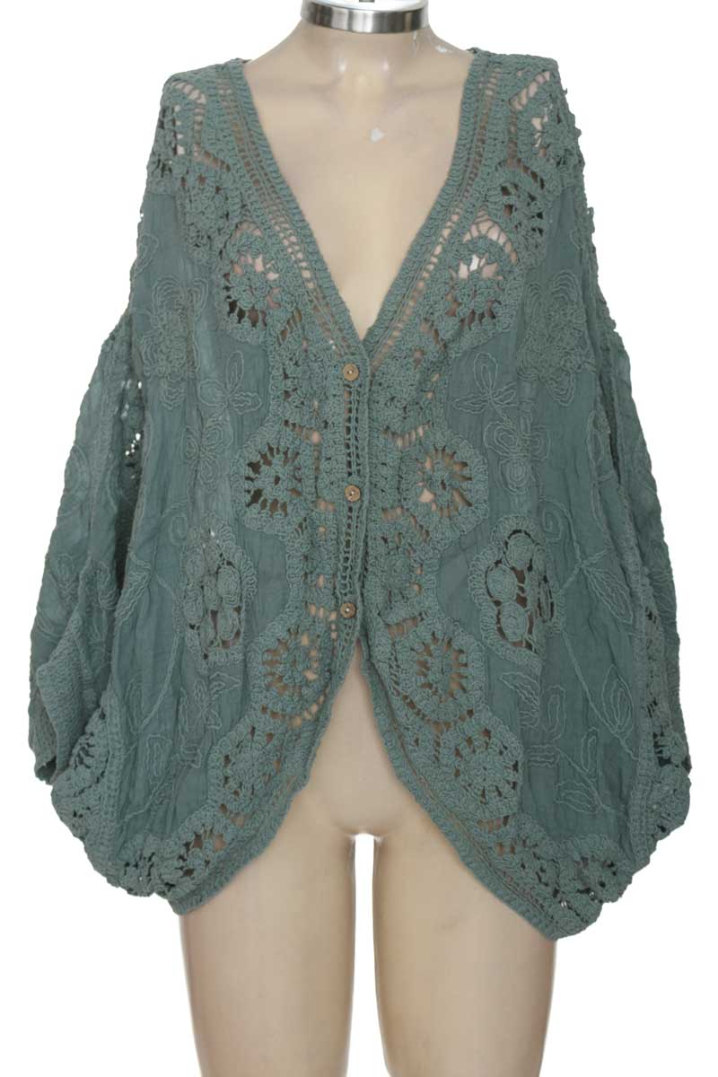 Chaqueta / Abrigo color Verde - Closeando