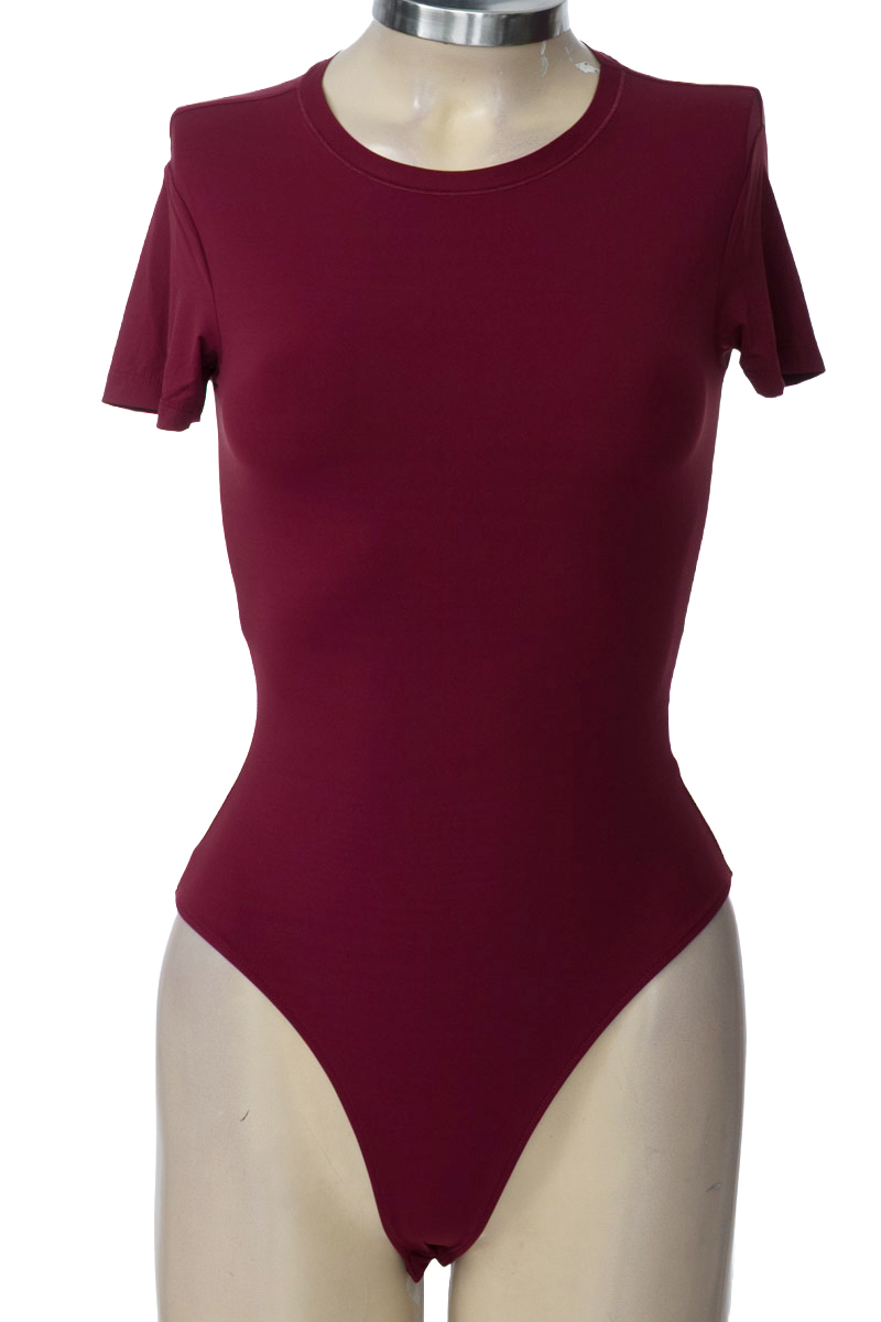 Top / Camiseta color Vinotinto - H&M