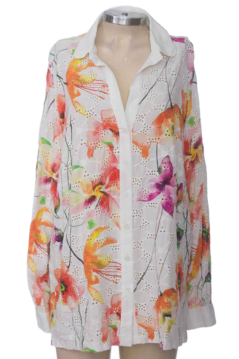 Blusa color Blanco - Closeando