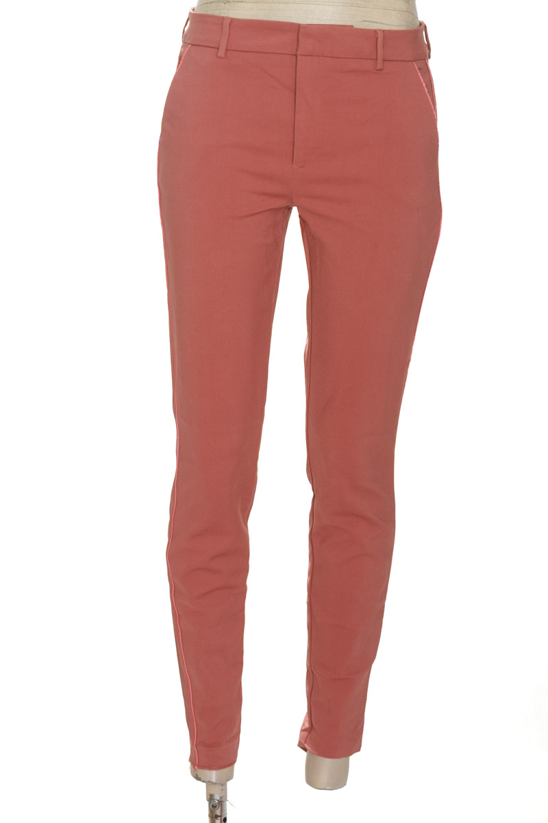 Pantalones color Rosado - NAF NAF