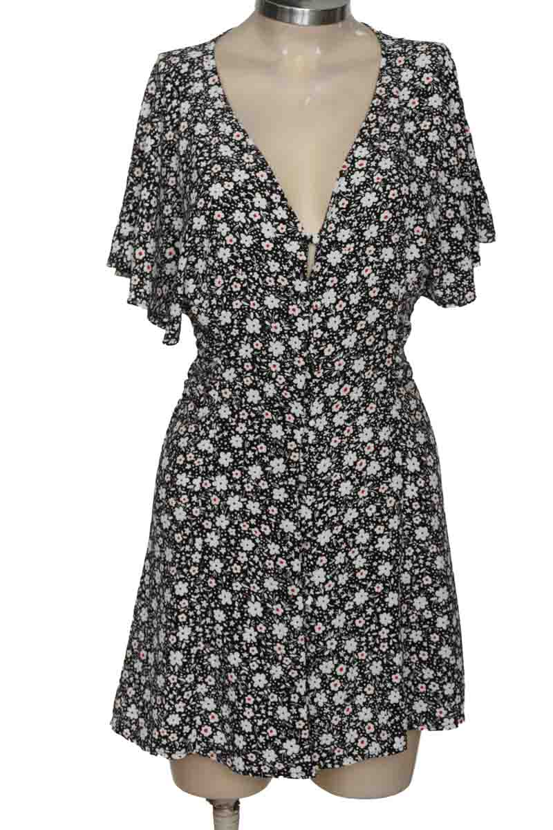 Vestido / Enterizo color Negro - Zara