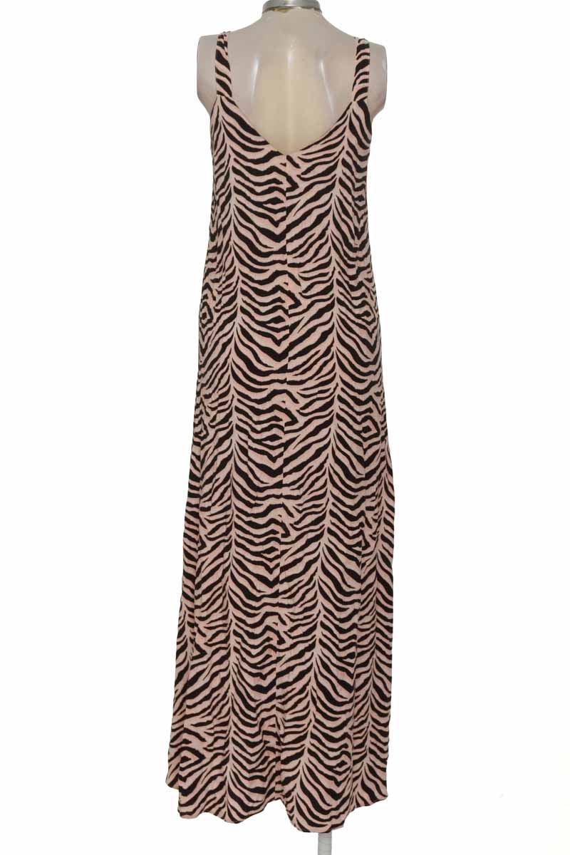Vestido / Enterizo color Rosado - Rifle