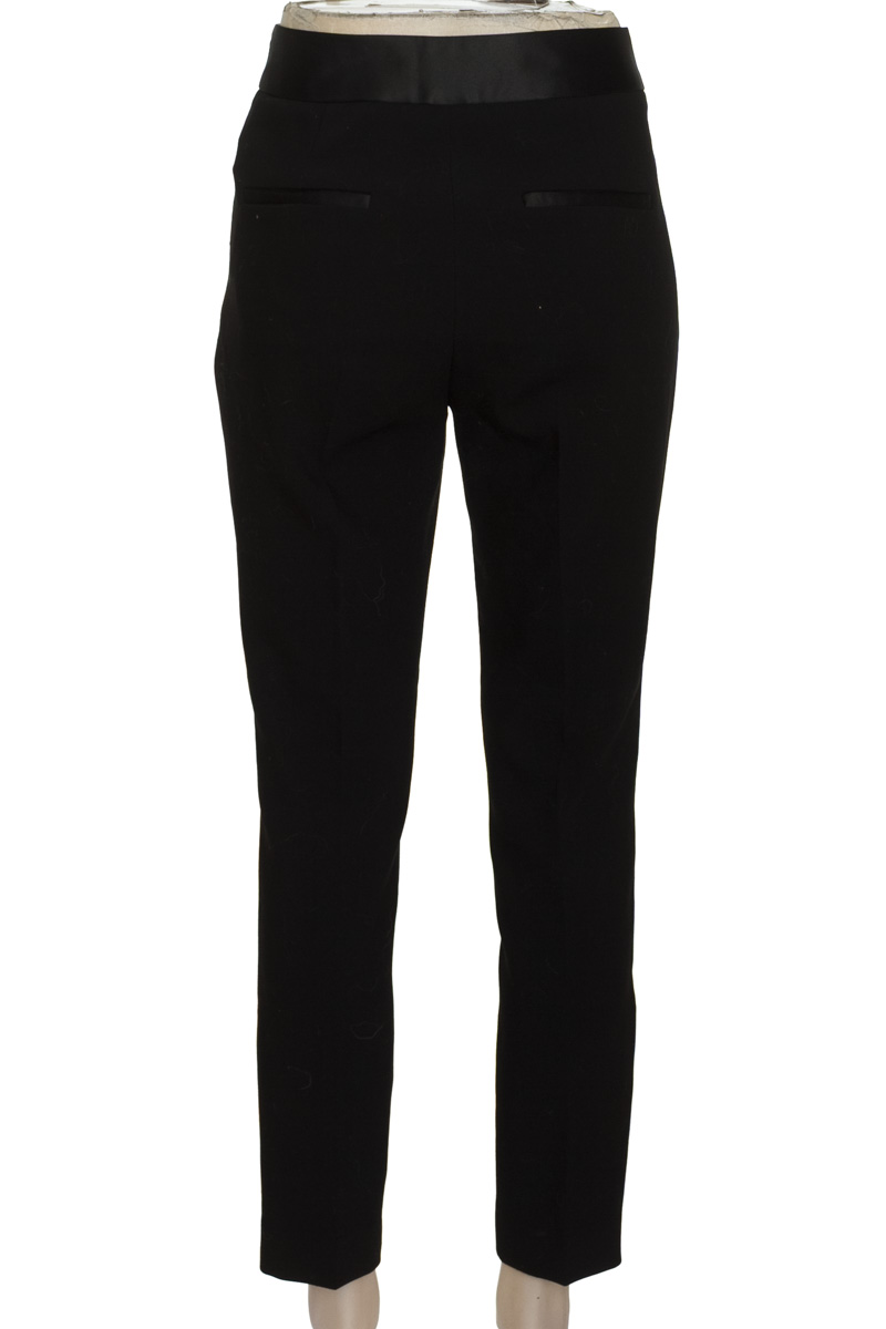 Pantalones color Negro - Zara