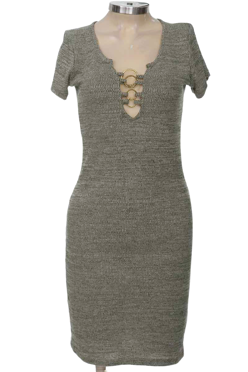 Vestido / Enterizo color Verde - Closeando