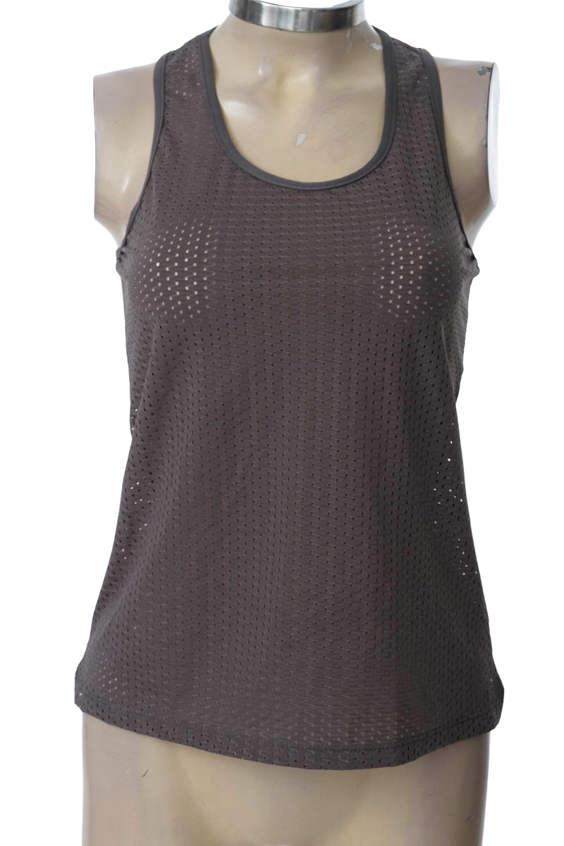 Ropa Deportiva / Salida de Baño color Gris - Closeando