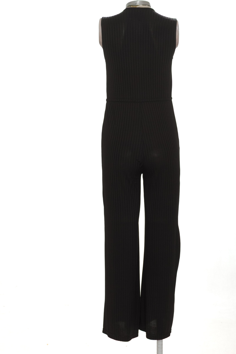 Vestido / Enterizo color Negro - Stradivarius
