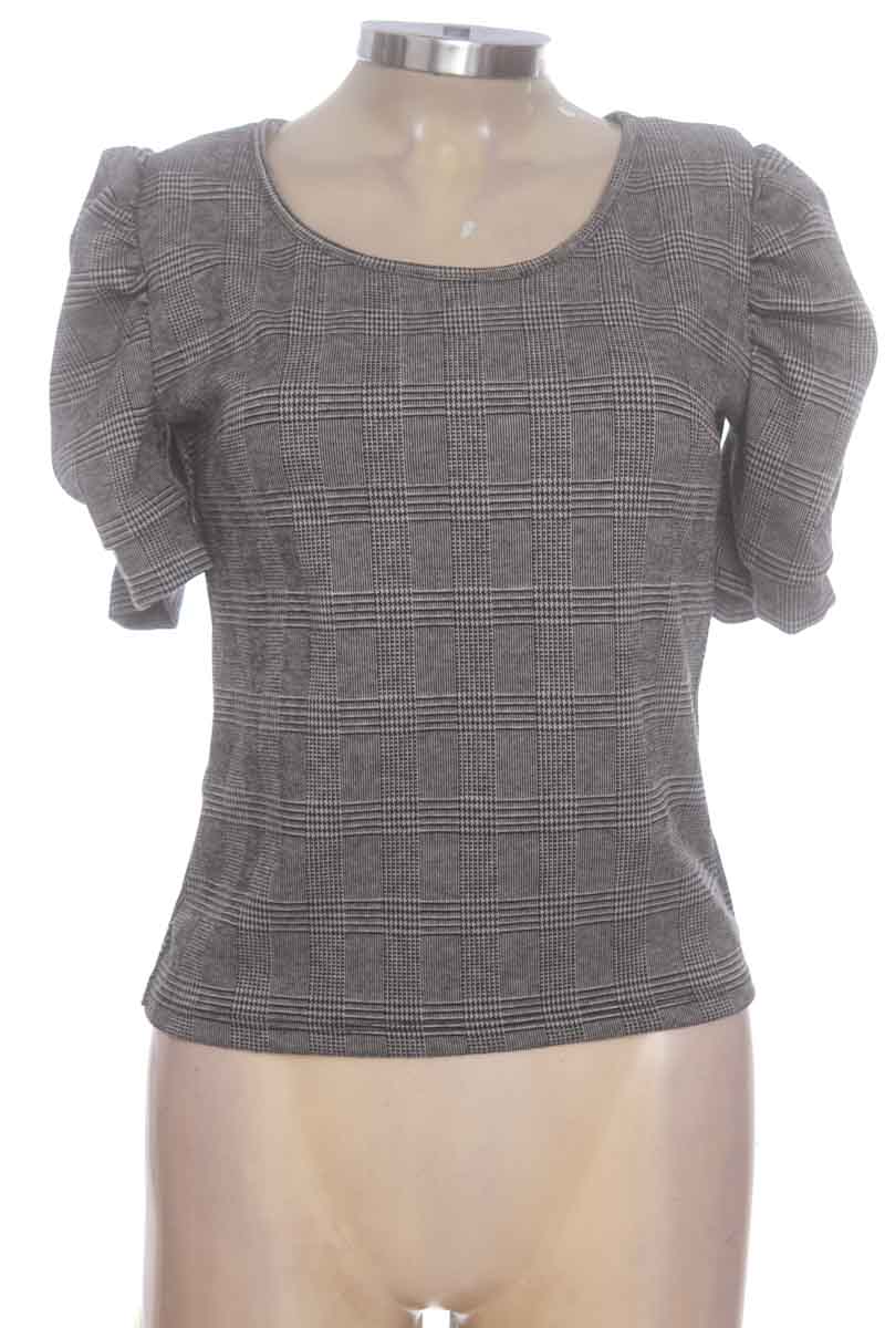 Blusa color Gris - HAUTE MONDE