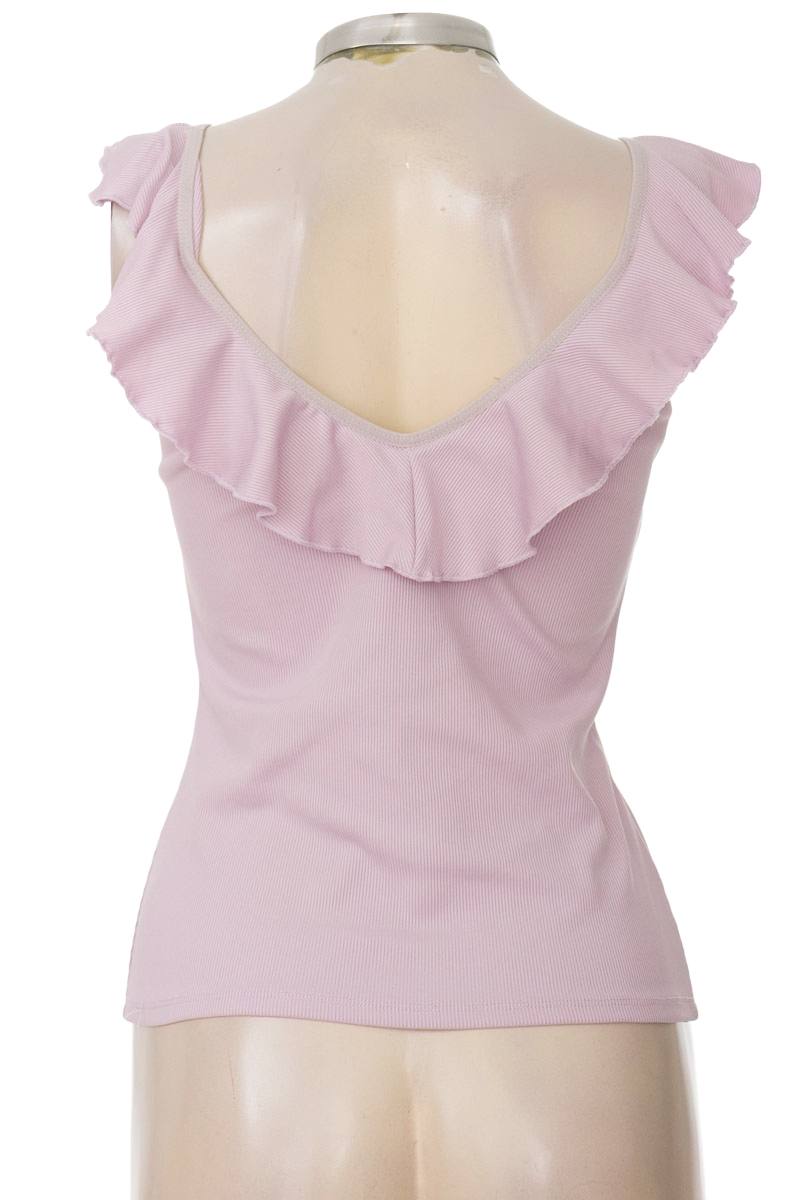 Top / Camiseta color Lila - Stradivarius